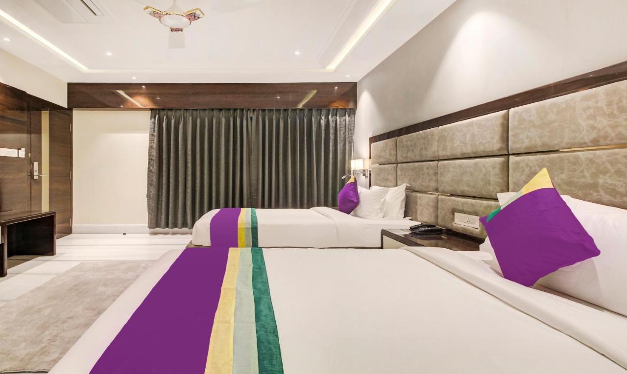 Treebo Premium Tahoora International Hotel Kolkata Exterior photo